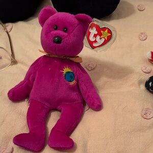 Ty Fuchsia Bear Plush Toy